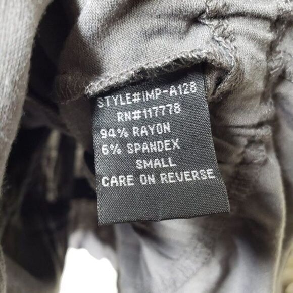 Love Stitch gray ruching buttoned scoop neckline tank top size small - Picture 5 of 14